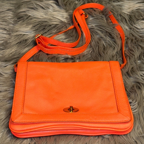 J. Crew Tilbury Coral Dark Poppy 100% Leather Crossbody Bag Purse - Picture 2 of 9